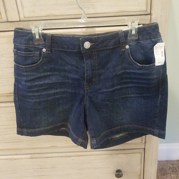 Maurices Pants - Mairices jean shorts.